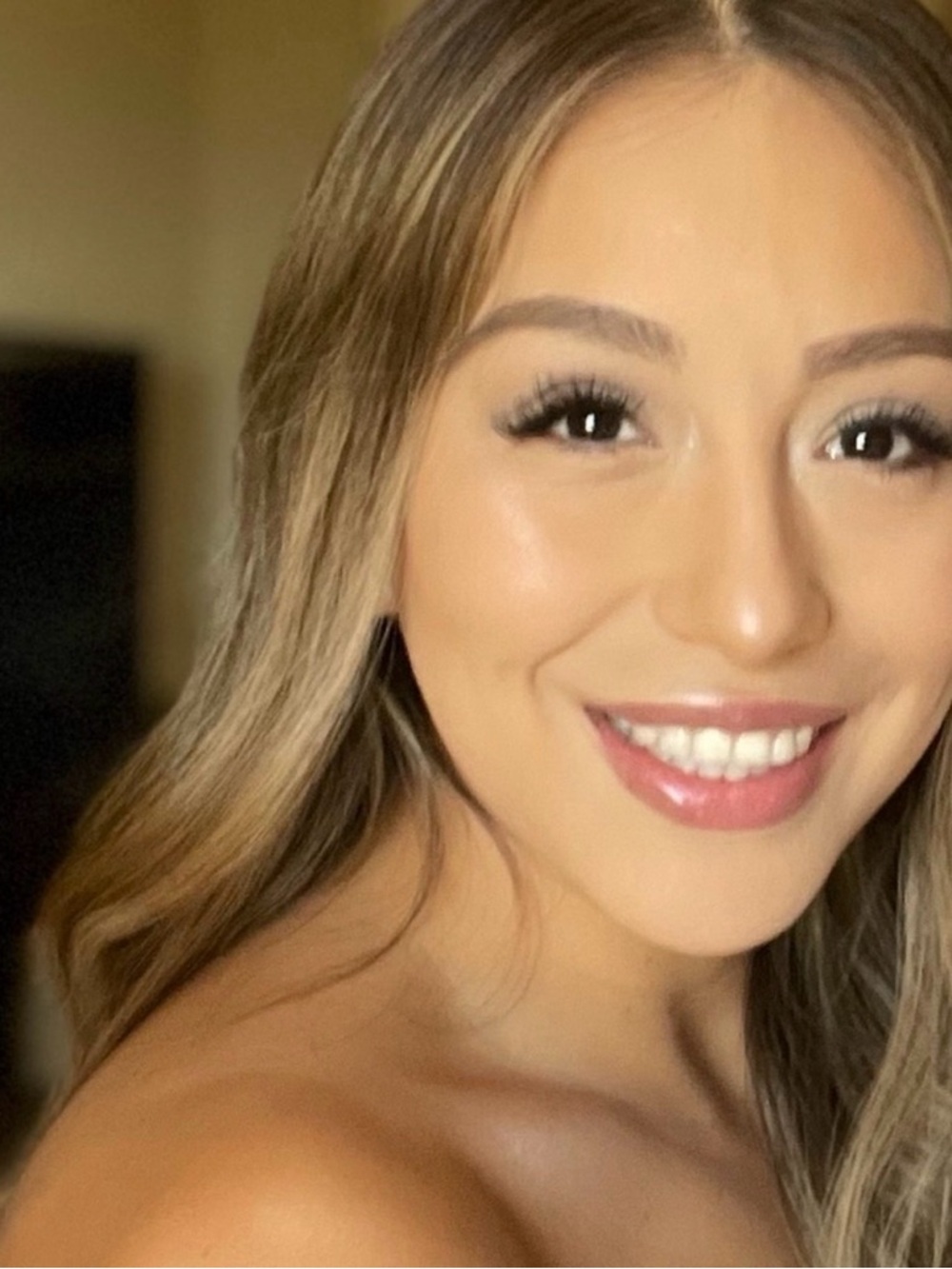 Meet your Posher, Alexandra